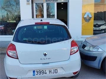RENAULT Clio Yahoo 1.2 16v 75